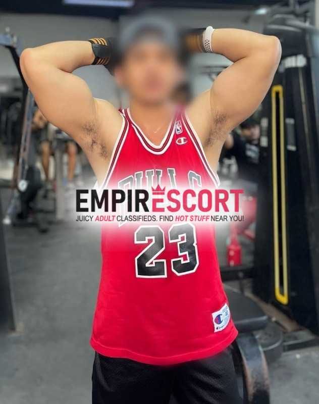 univ activo de villa sol los olivos  doy servicios señores solventes y tengan lugar voy hotel o domicilio tambien hago video llamadas tengo rico pene el precio en soles . y o e l.tengo packs de mis videos informacion al privado.