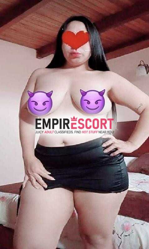 blanquita culona🍑 ven disfrutar de placer entre mis piernas 😈🤤💦 vagina mojadita tengo habitacion