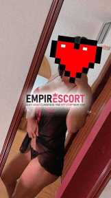 señorita debutante mi amor disponible linda universitaria 😘