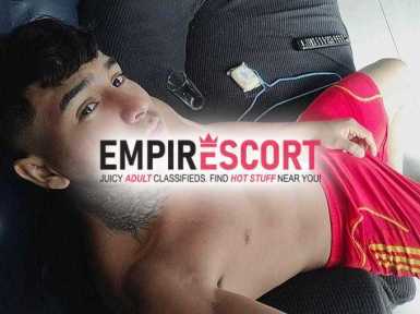 venezolano activo simpático pene curvo 🍆
