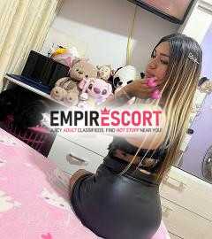 😘 sexy muñequita flaquita estrecha mamona