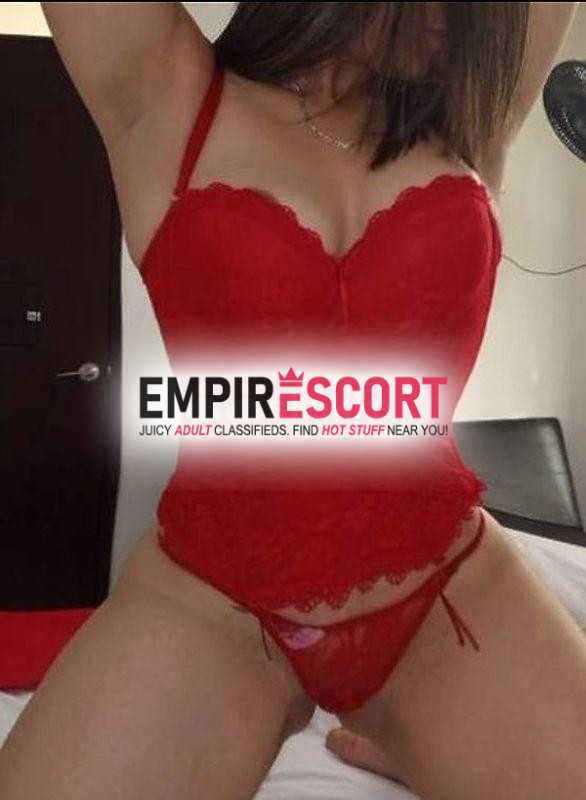 ponme en cuatro amorcitome encanta el sexo