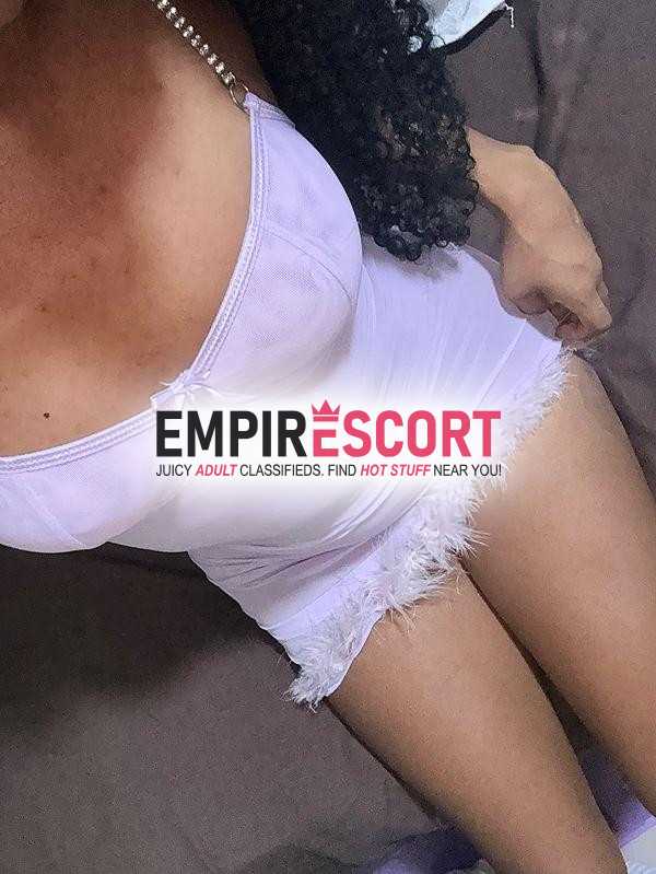 hola bebé soy valeria rica morena que te hará disfrutar tu momento 😈🥵
