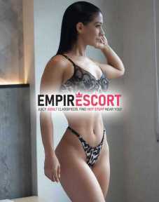 kiara jovencita independiente de bonito rostro