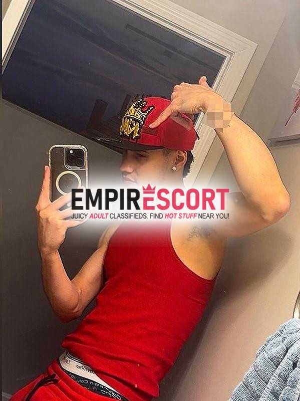 hola bb por aquí diego de 23 años chico caliente