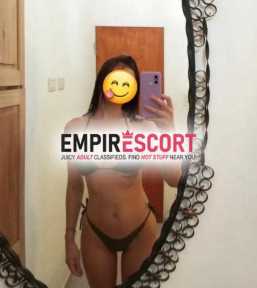 hola mi amor soy morena bien linda buen trato y buen sexo.