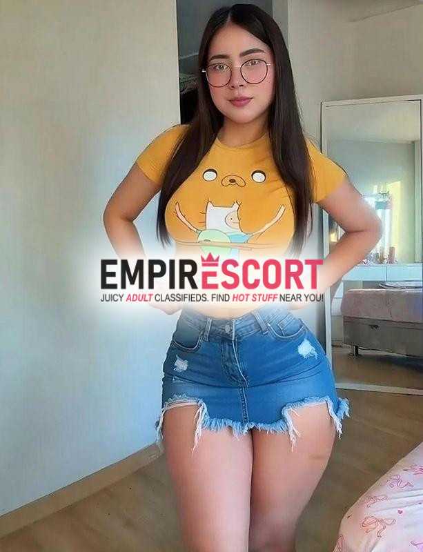lucero linda modelo universitaria