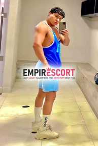 🍆🇨🇴de medellin guapo colombiano de ojos claros varonil de buena presencia masajista profesional mido 173 y tengo 24 años