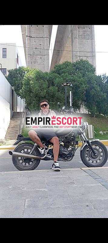 hola soy chico guapo de aqp listo para satisfacerte grande de buen cuerpo guapo listo para darte como gustes