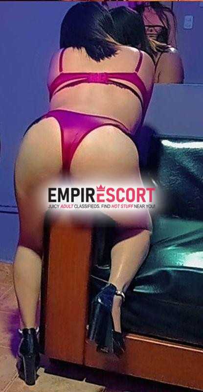 karlita experta en chupar pinga solo por dos dias