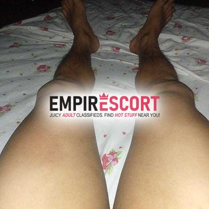 😈🥵cachero disponible muy arrecho 🍆con muchas ganas de cacharte escribame para romperte rico el culo trios 🤤