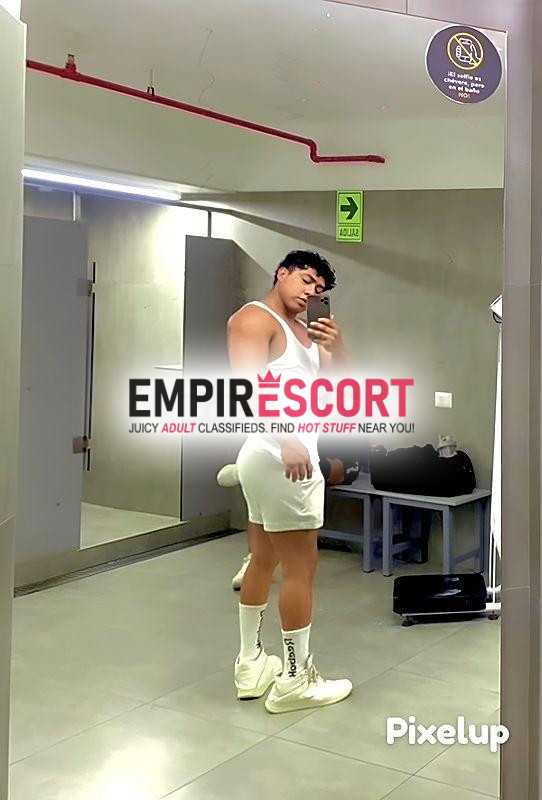 🍆🇨🇴musculoso bisex varonil masajista profesional mido 175 tengo 24 años de buena presencia a1