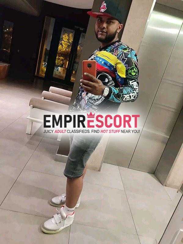 🪵🔥 tomás chamo activo en ciudad serio varonil nada de amanerado🪵🔥 
mido 1.78