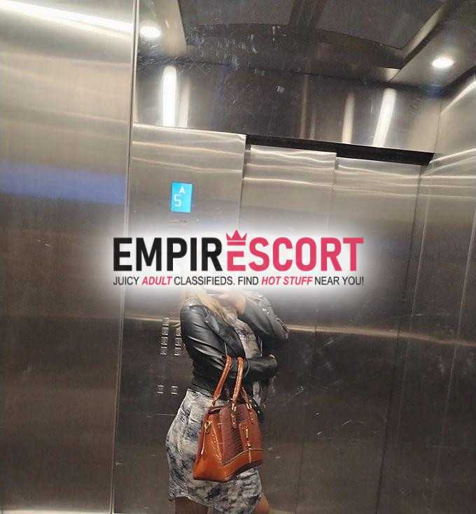 hola👋 soy joven estudiante visitando tu ciudad muy alegre