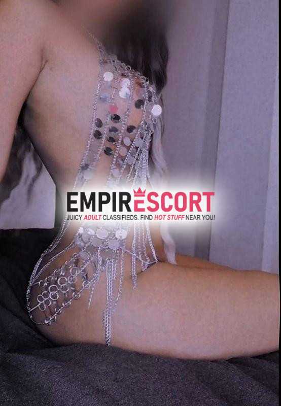 jessica dulce joven sensual lista para complacerte