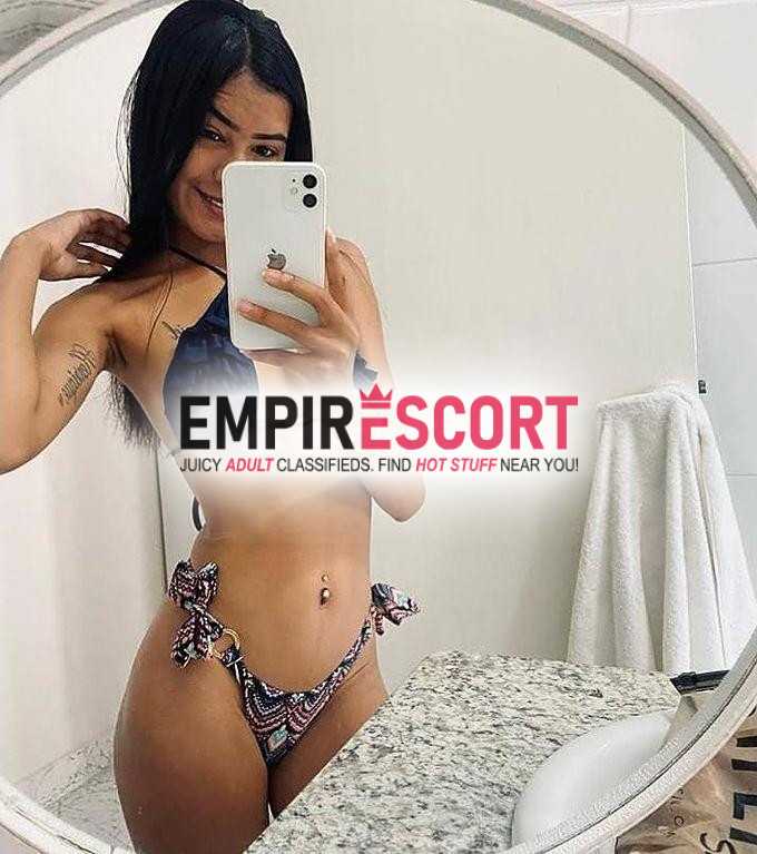 cualquier sueño o fantasía que tengas en mente me comportare como tú más quieras peruana 😍