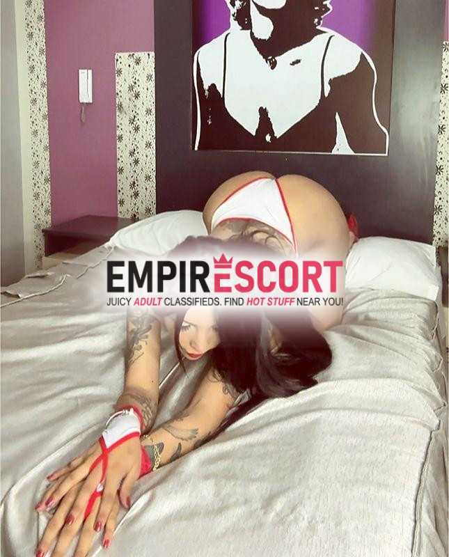 bella gatita por primera y única vez 🥵😚✈️😝
