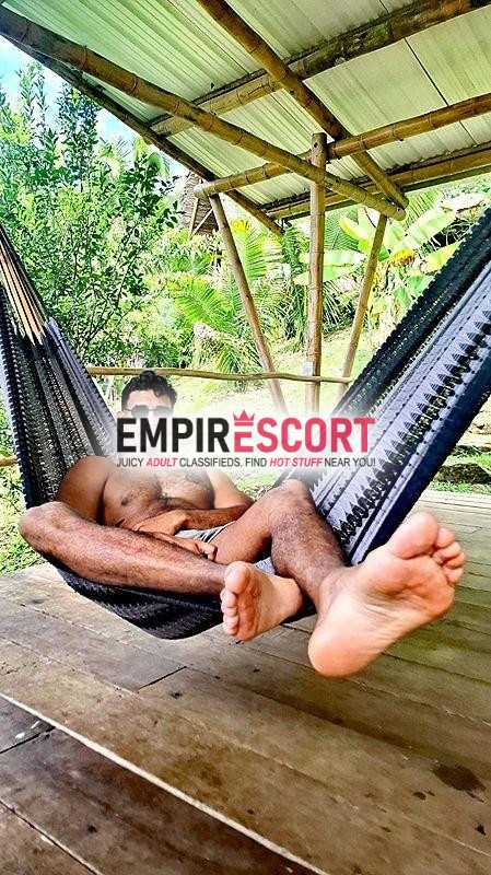 pingon lechero 💦
macho morboso 😈😈😈