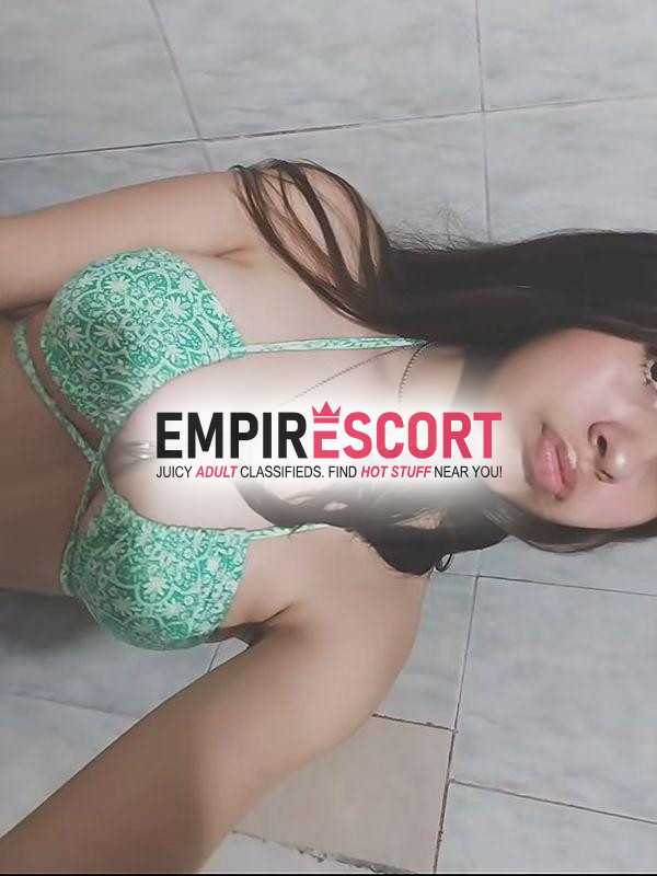 soy andrea preciosa jovencita debutante