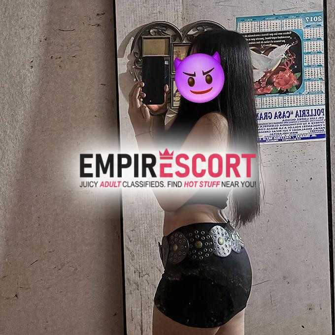 kasandra bella pucallpina muy complaciente