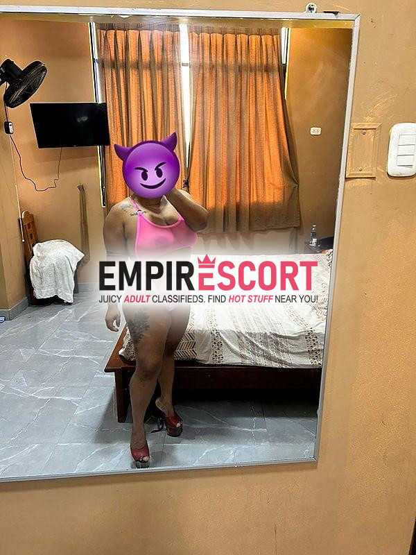 ecuatoriana tiene ganas de exprimirte hasta última gota🍆💦😈