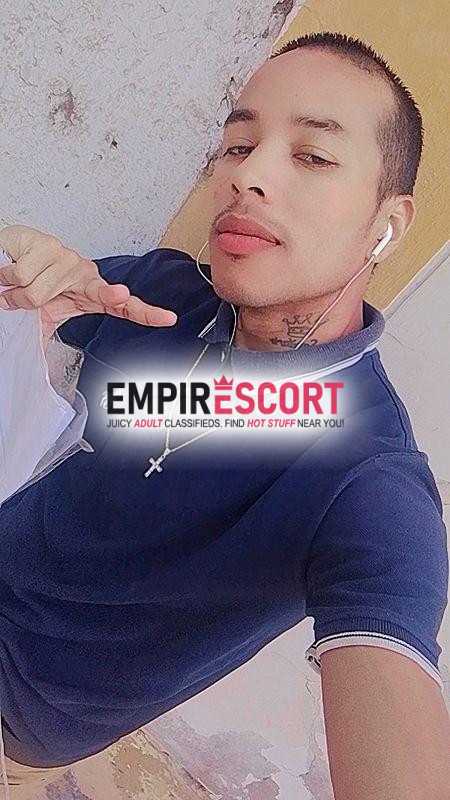 joven moreno para mujeres exigentes damas decididas.