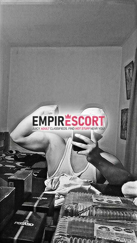 holaa estoy buscando alguien quien salir especialmente chica para poder conocernos y ver que puede salir poco salir de rutina al