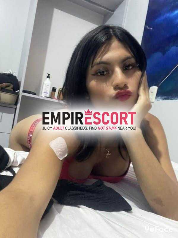 flakita tetona que encanta salvaje y sádico morbosa y lista para complacerte y cumplir tus fantasías y fetiches de manera que desees 🔥 😈