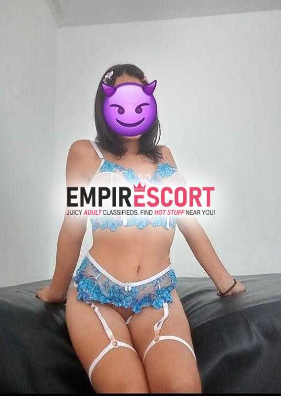 flakita tetona que encanta salvaje y sádico morbosa y lista para complacerte y cumplir tus fantasías y fetiches de manera que desees 🔥 😈