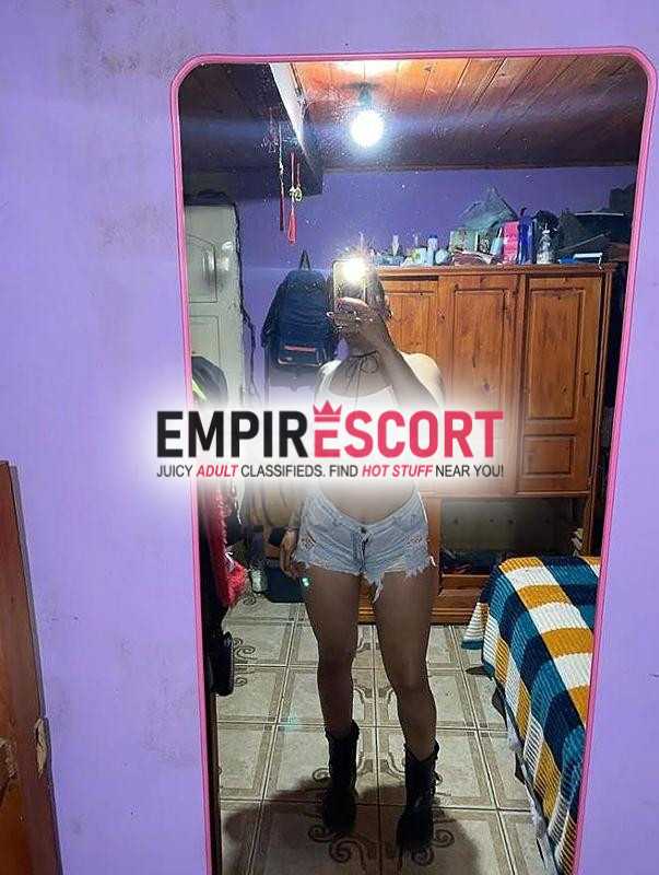 soy chica bien tratable carismática sexy y divertida ven y búscame para complacerte mi amor