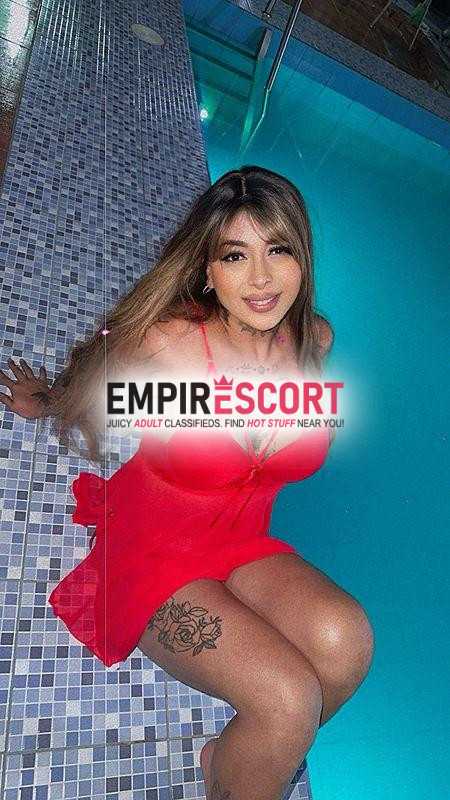 perra y muy mamona 🤤
ven que te espero para que me cojas duro😈‼️