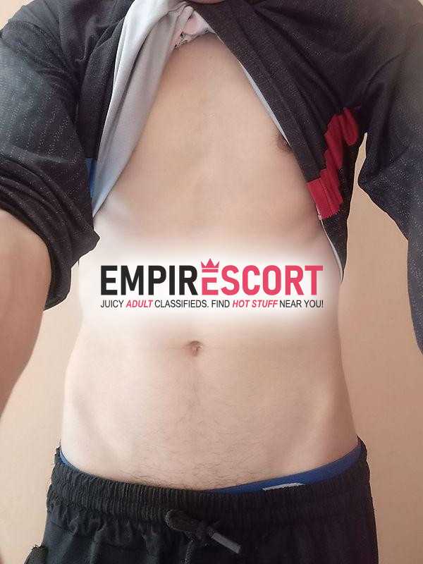 joven disponible para solo mujeres señoras o señoritas