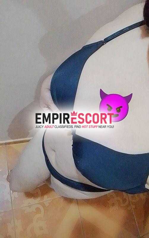 hola bb soy mía cuento habitación incluida 😈 servicio completo amores 🤤😜 llámame y pasamos riko