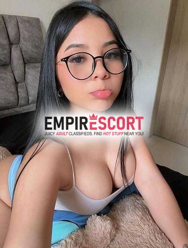 trux✨️ cansado de comer mismo ya llegue tu ciudad para que me agarres en pose que tu desees y me deas toda tu lechesita🍼