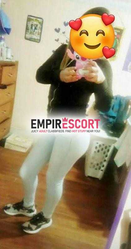 karencitha🍑😈 malcriada y arrechita en cama