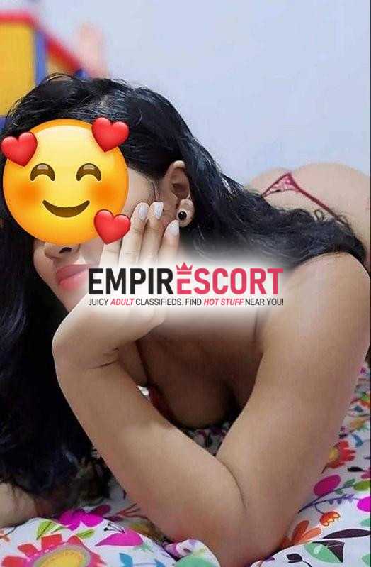 besos apasionados trato de pareja💦 dame duro en cama 💞💞
aquí estoy yo para alegrarte no busques más yo soy mujer completa en cama doy u