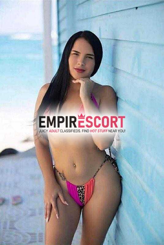 hola mi nombre es caroline estoy disponible tengo lugares privados también voy al lugar de tu preferencia