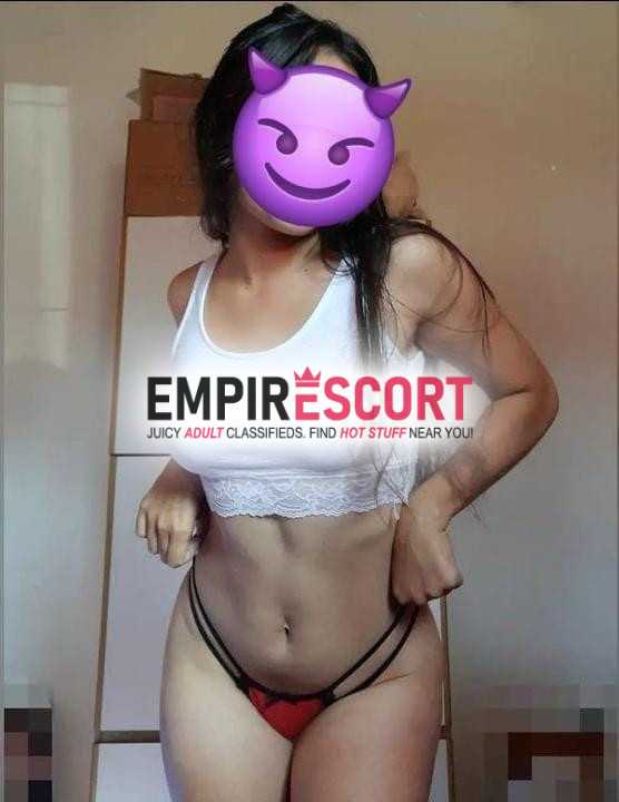 jovencita 
arrechita 
fogosa 💦💦 
tal cual de foto