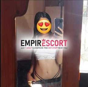 jovencita 
arrechita 
fogosa 💦💦 
tal cual de foto