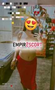 luna golosa y ardiente pucallpina disponible para calentarle 🍆🍑🥵.