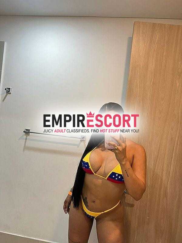 sheyla🤩 hermosa trigreña cintura definida y culo enorme🍑👅