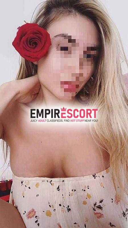 hola soy macarena tengo rico culo y exuberantes tetas