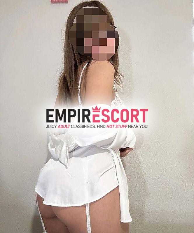 😘me encanta lechita en todo mi cuerpo rico y apretadito