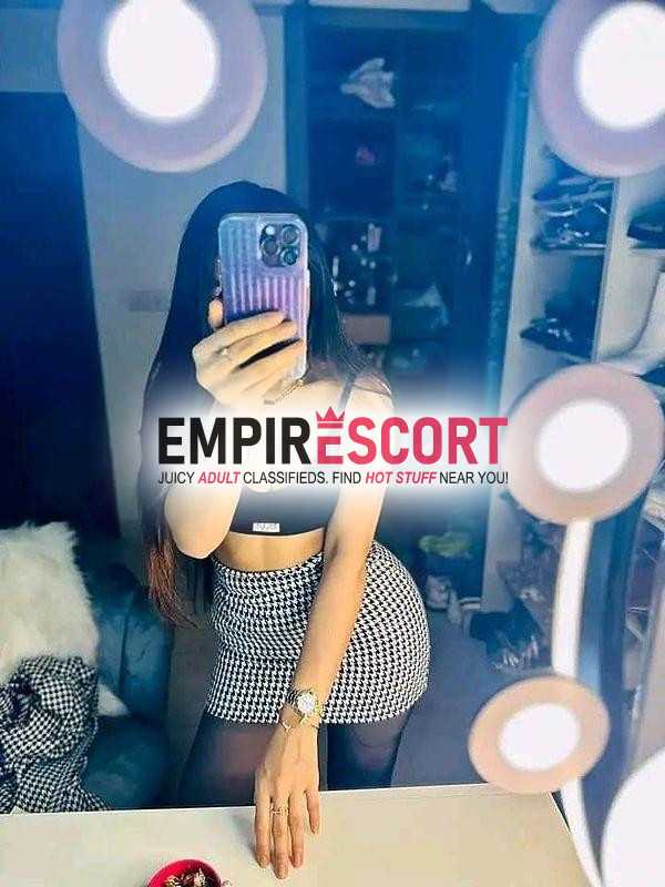 nos vemos en cuartito privado soy monica muy rica y complaciente