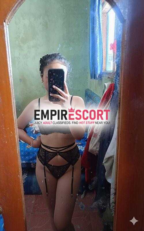 silvanita chica sumisa hago trato de amantes me dego besar tocar mis nalgas y chupar los cenos
