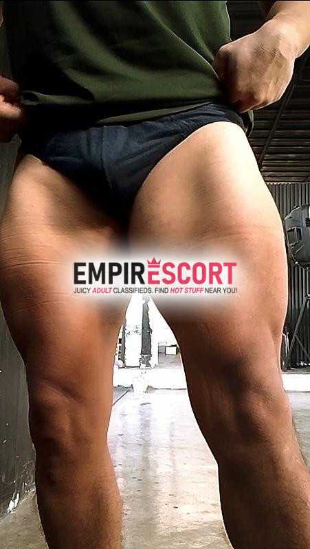 varón de gym porte militar disponible para masajes corporalessin lugar solo voy domicilio y hotel