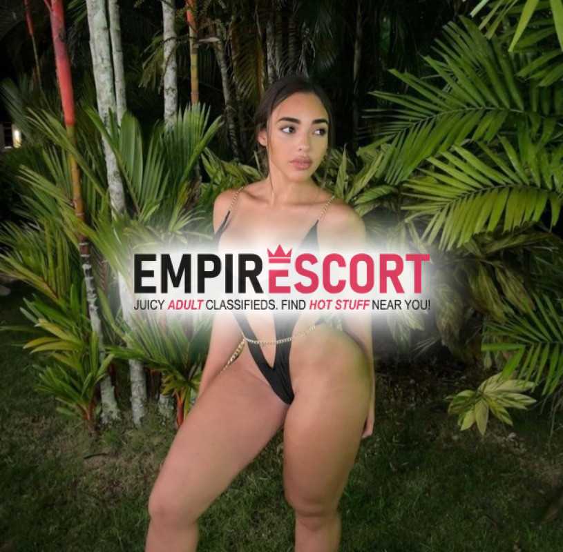 chica exuberante muy complaciente