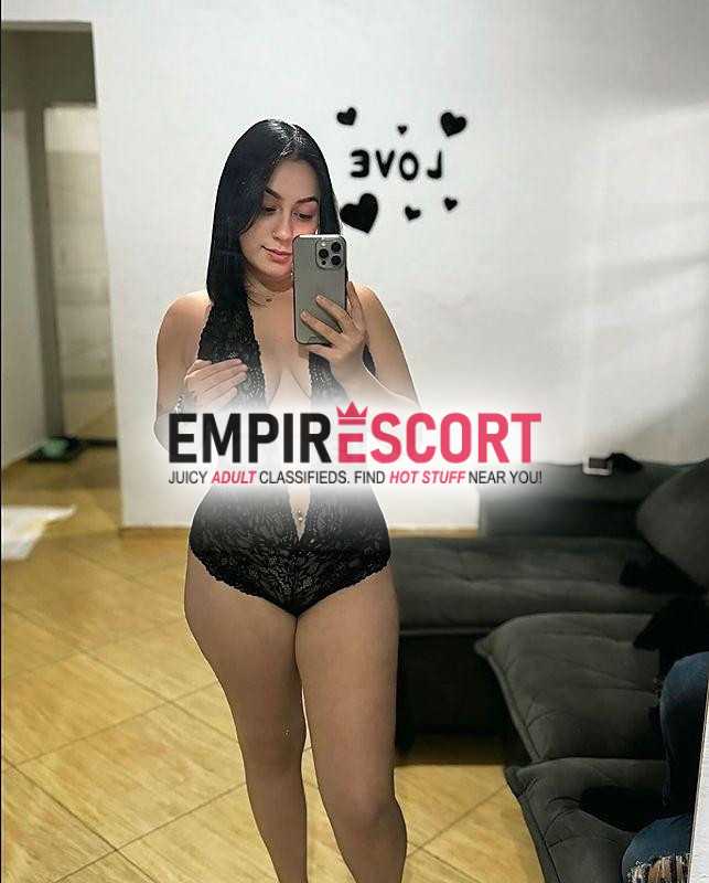 esperando por ti para que me comas completita😈