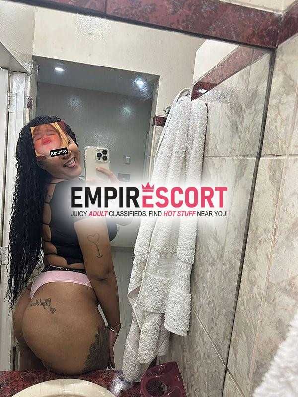 morenita grande muy putica 🔥