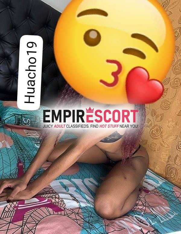 hermosa y bella kine 19🔥
adicta al sexo😋😘💋
y muy ardiente🔥📍💦